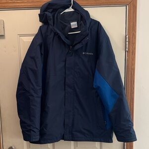 3 in 1 Columbia men’s navy blue and royal blue hooded jacket in great condition